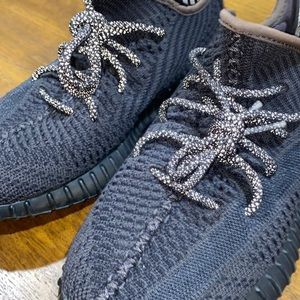 YEEZY 350 V2 “TRIPLE BLACK”